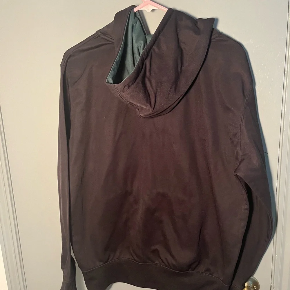 Oregon Ducks gear, men’s adult size medium hooded sweatshirt
